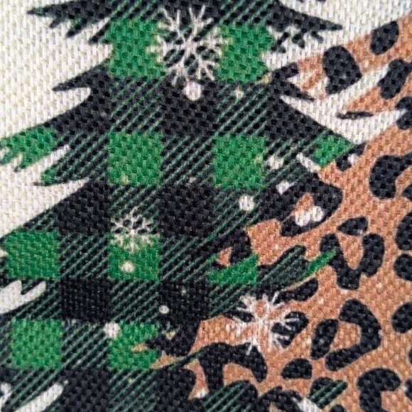 merry christmas three trees garden flag - Picture 4 of 6